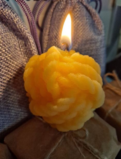 «Ovillo» de cera de abeja