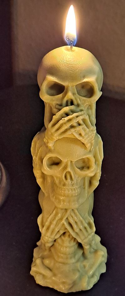 "3 Mystic Skulls" of beeswax
